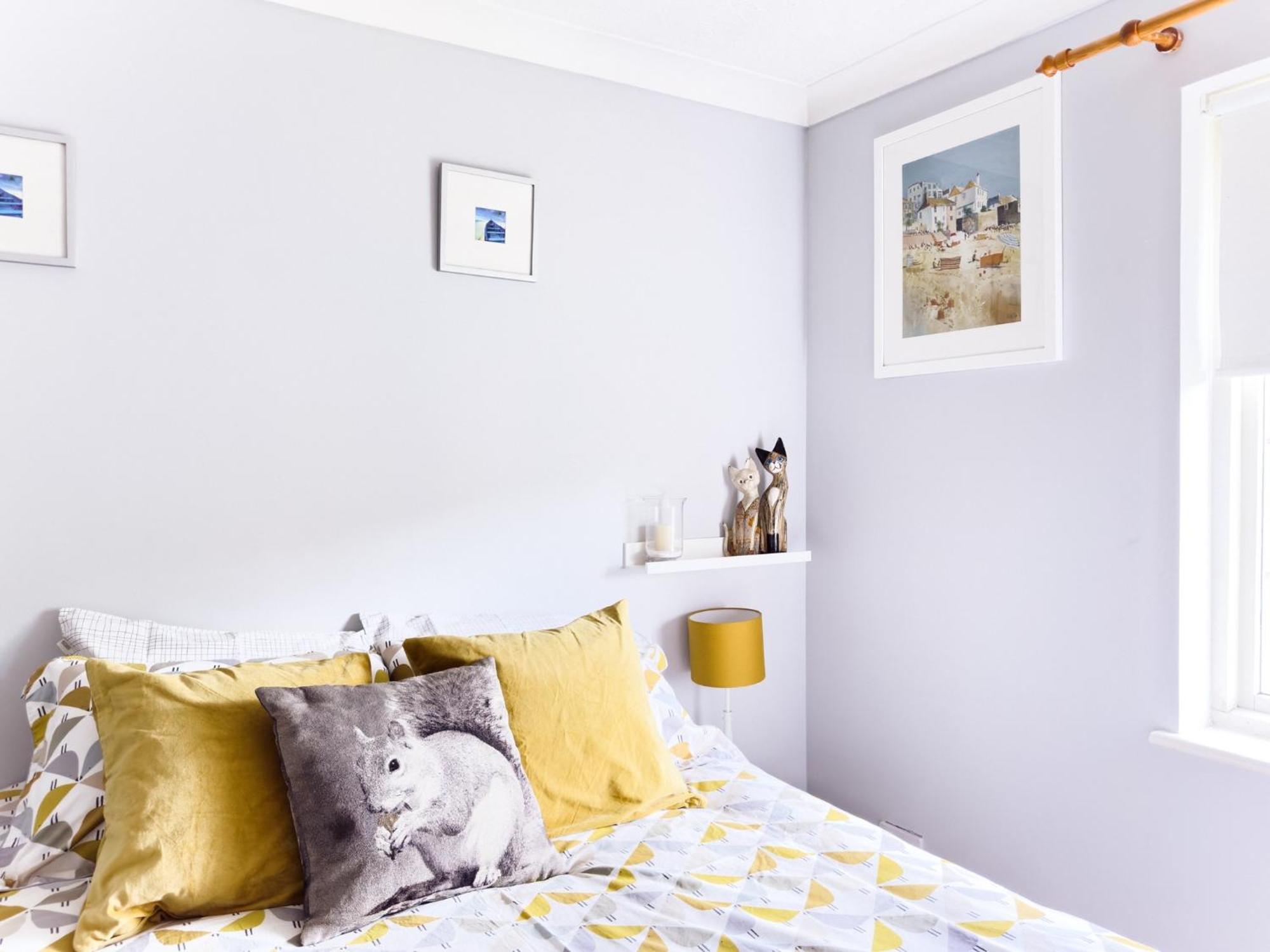 Beautiful Apartment In Guildford With Parking Send Exteriör bild